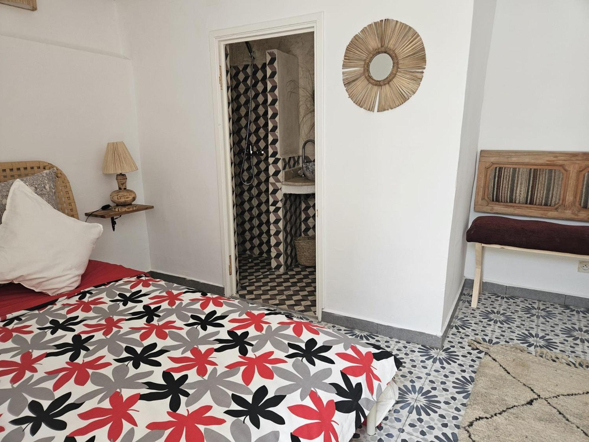 Les Terrasses Suites Home - Yoga Studio Suvayr Dış mekan fotoğraf