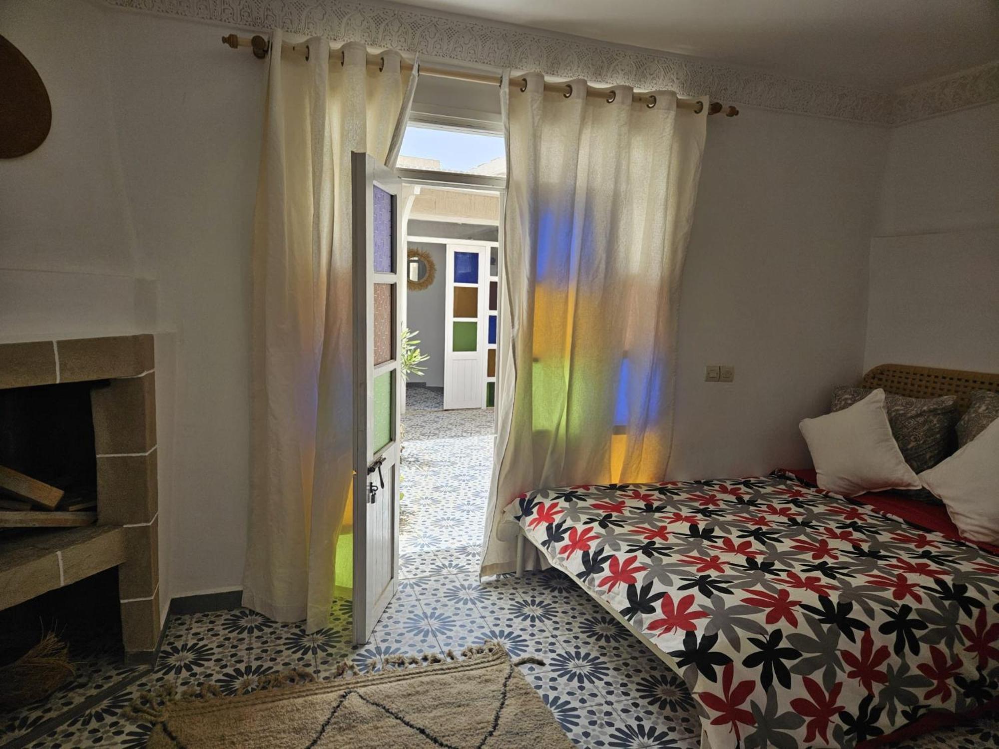 Les Terrasses Suites Home - Yoga Studio Suvayr Dış mekan fotoğraf