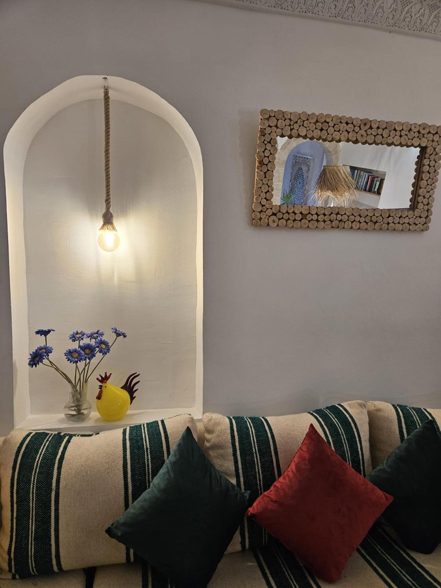 Les Terrasses Suites Home - Yoga Studio Suvayr Dış mekan fotoğraf